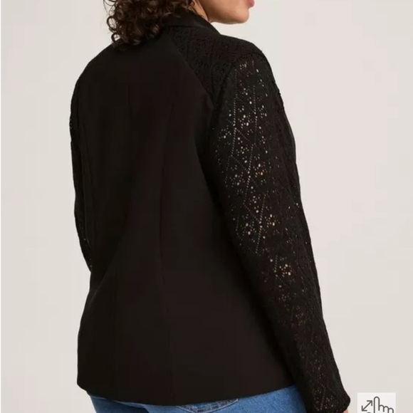 torrid Jackets & Blazers - Torrid Women's Black Crochet Blazer sz 4X